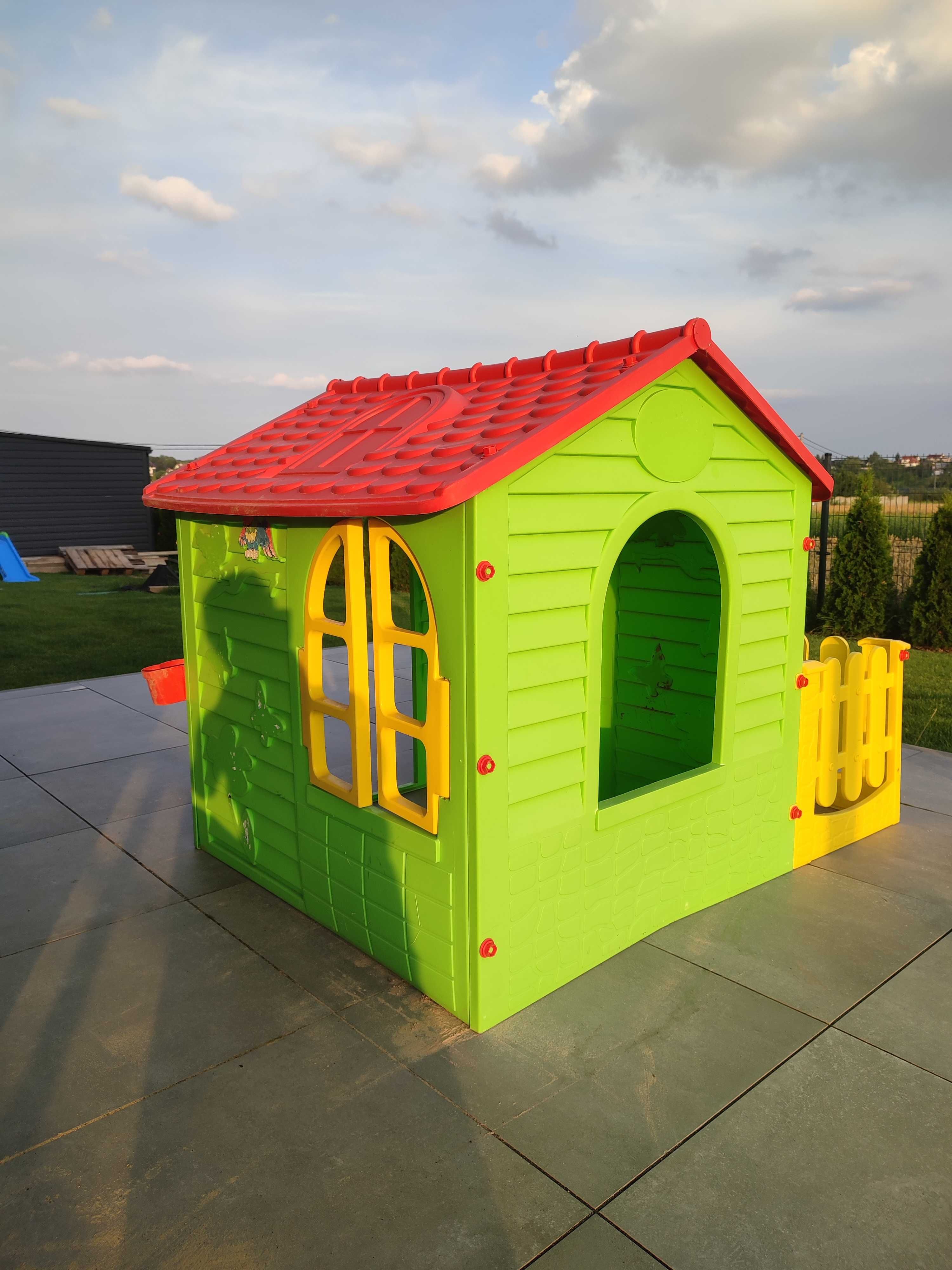 Domek pgrodowy plastikowy