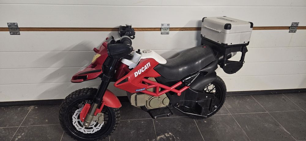 Ducati Enduro motocykl na baterie Peg perego