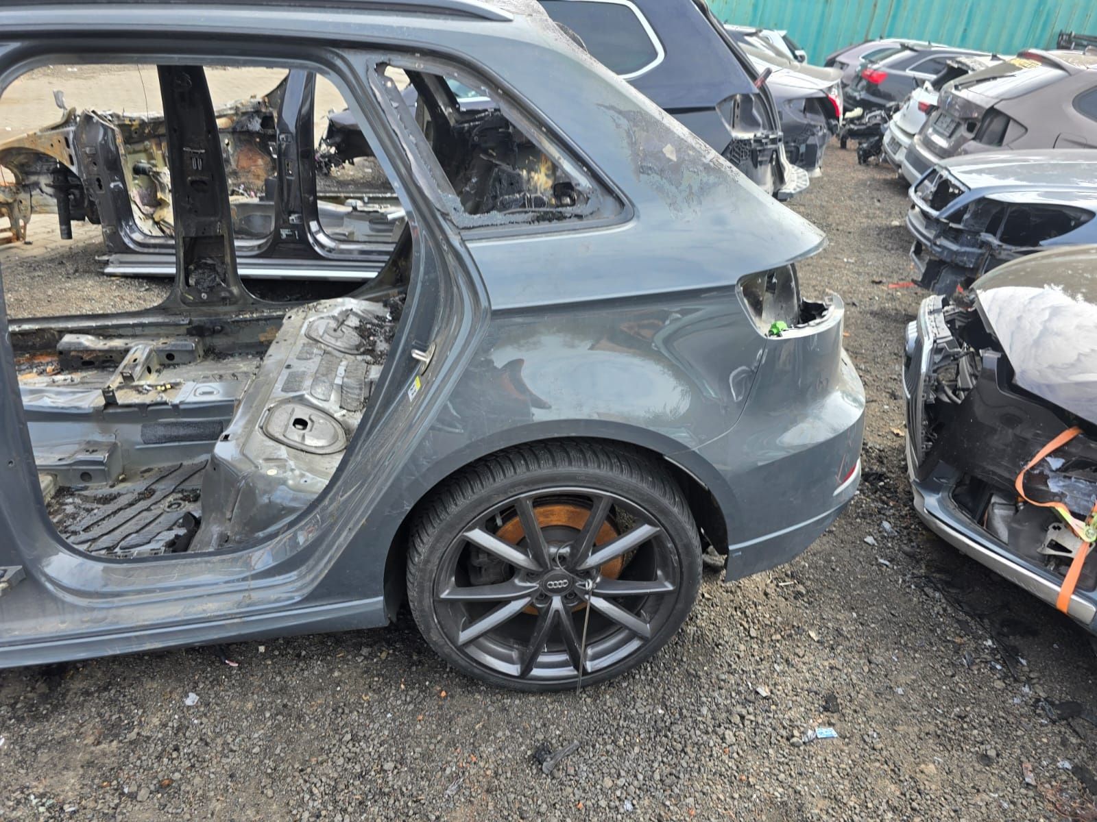 Cwiartka blotnik tył poszycie tył audi a3 s3 8v sportback