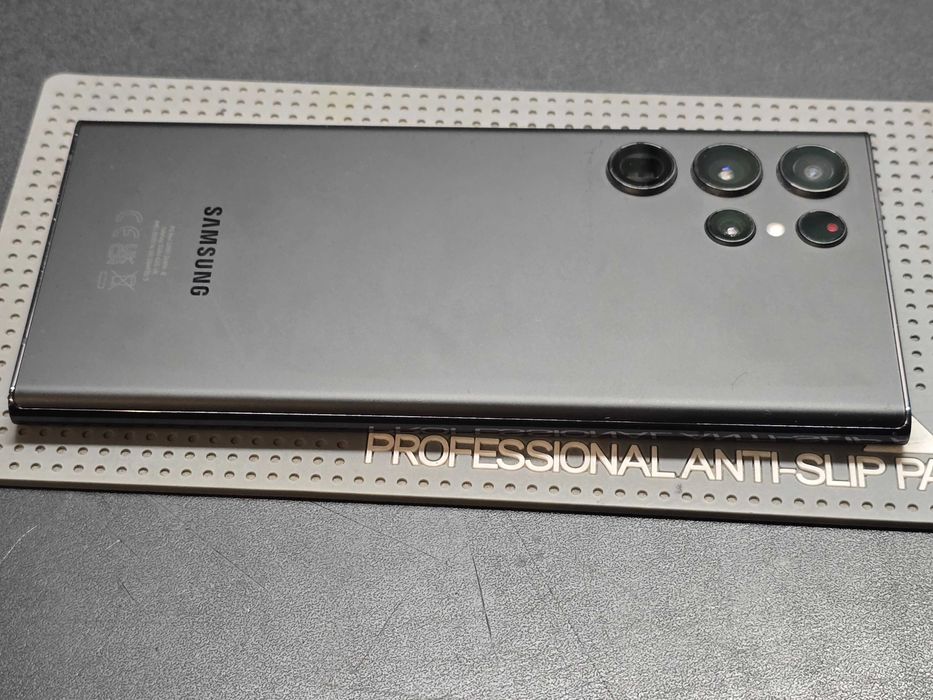 Używany - Samsung Galaxy S22 Ultra 128GB Czarny - GSM Baranowo