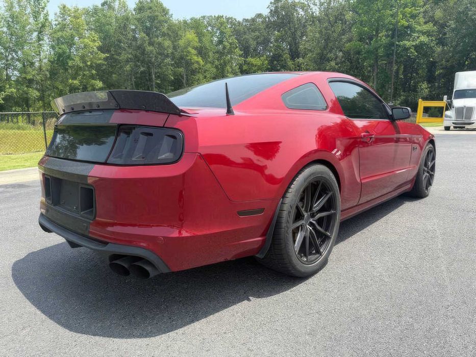 Ford Mustang GT Premium      2014