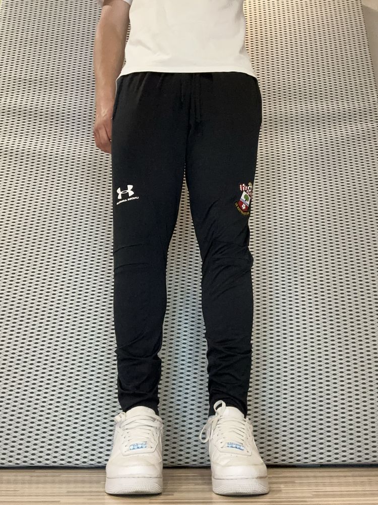 Spodnie Sportowe Under Armour Performance Fit Street Gym Style