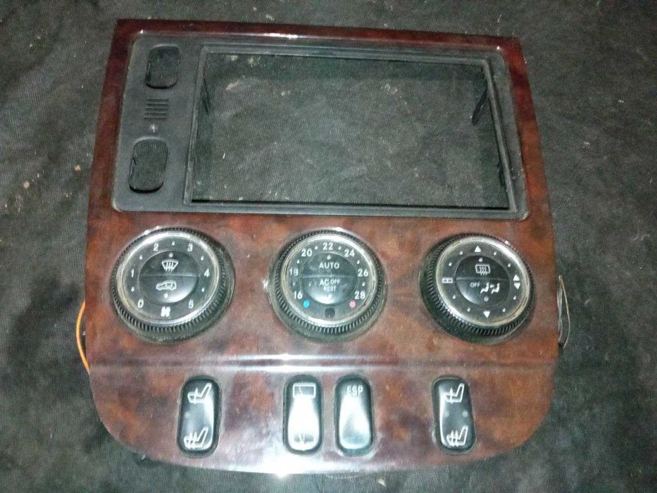 Центральна консоль блок клімату кнопок Mercedes ML W163 A1638204289 KZ