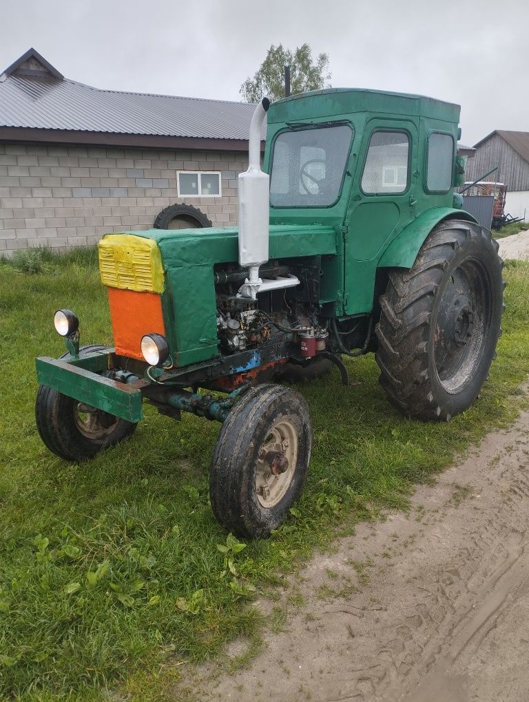 Продам Трактор Т-40