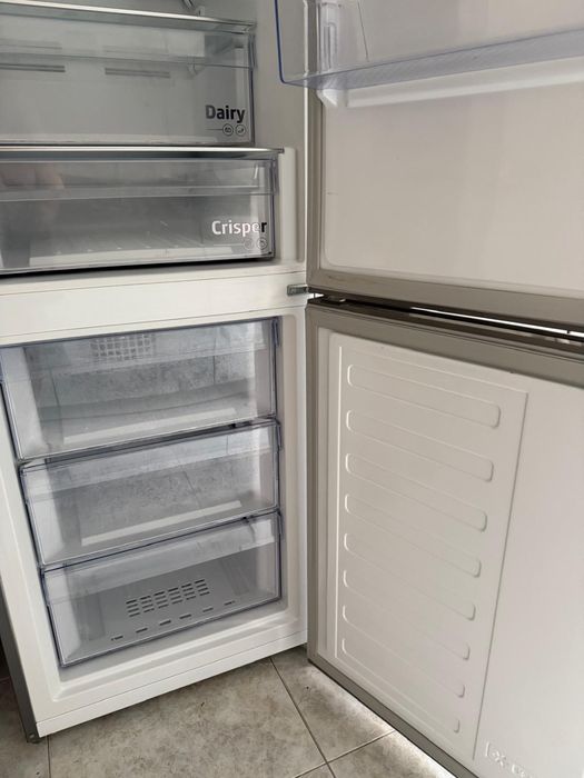 Frigorífico Beko RCNE366K40XBN