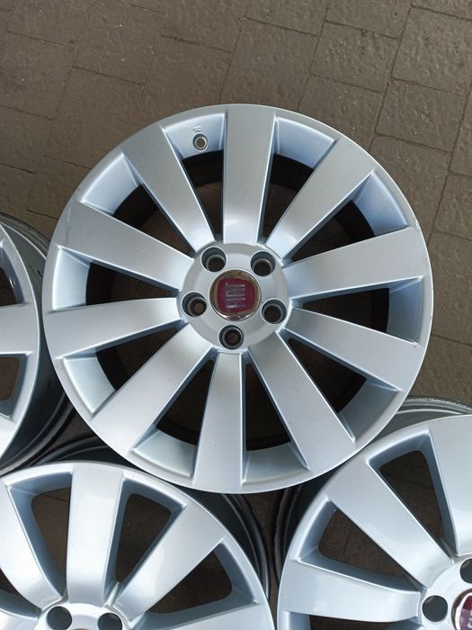 Felgi 5x110. J7,5. R18. Et36. Fiat. Opel.