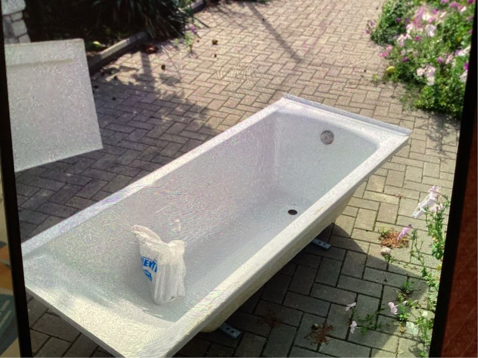 Продам ванную виниловую новую