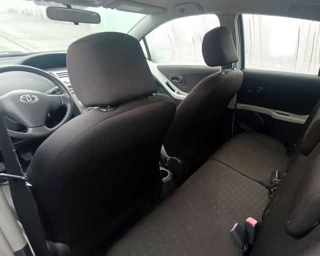 Toyota Yaris 1.0 LUNA- 5- drzwiowa, rok. prod. 2006