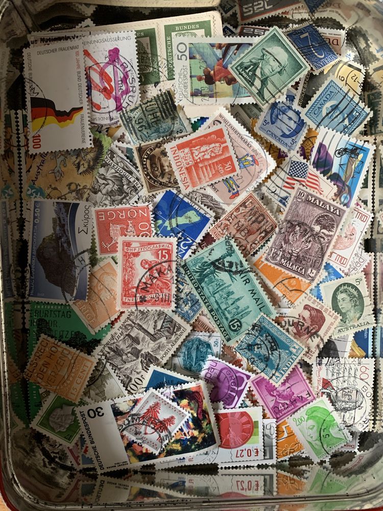 Почтовые марки мира . Подборка 770шт