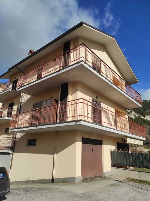 Продаж квартири в Італії