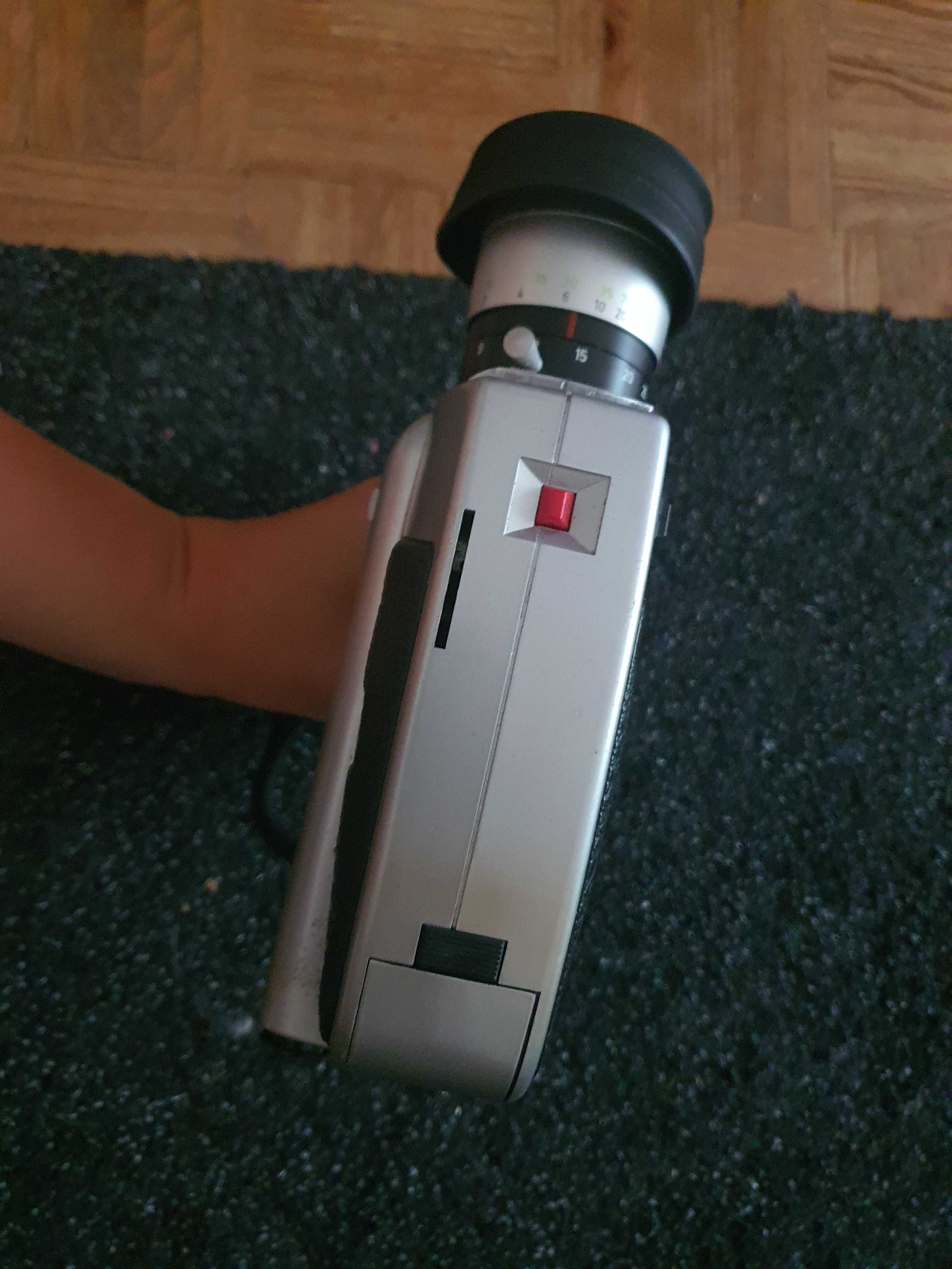 Câmera de Filme antiga Bauer C1M Super 8