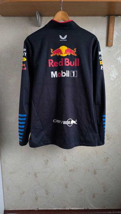 джерсі Castore, Red Bull Racing