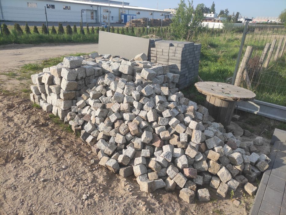 Kostka granitowa 15/17 i 6/8 – całość za 1950 zł – odbiór osobisty