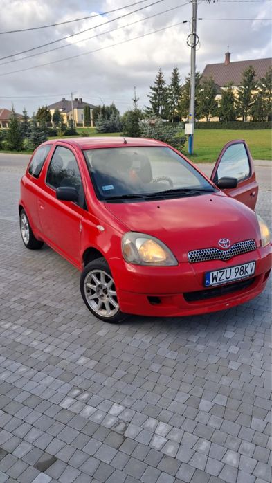 Toyota Yaris 1,2 benzyna