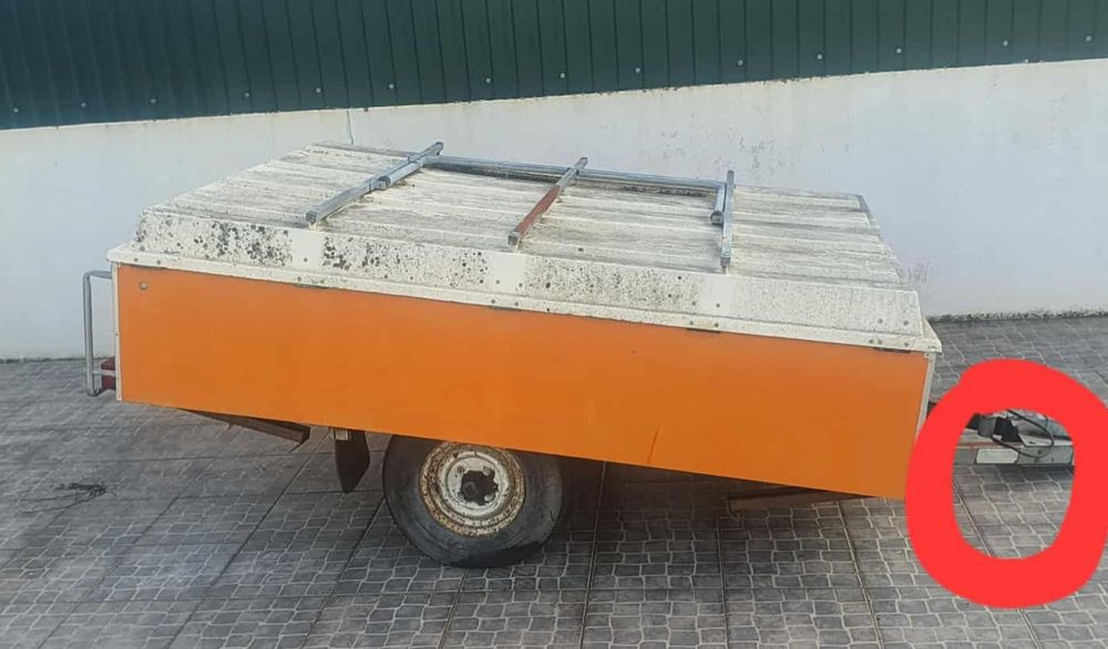 Atrelado com caixa 2x1.40