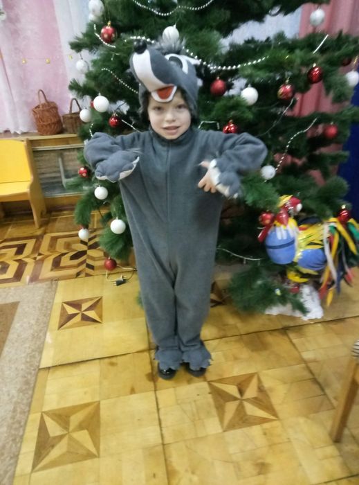 Новорічний костюм вовка