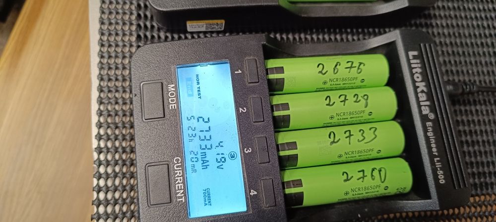 Акумулятор Panasonic NCR 18650PF 2700 mAh, 3,7В, 10А