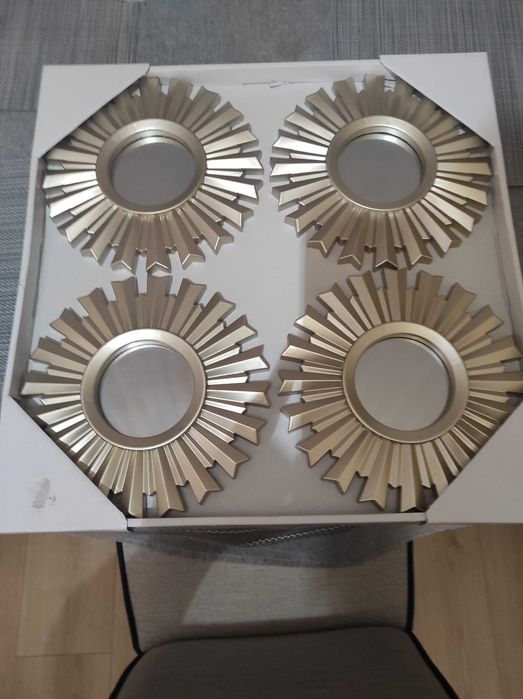 Jogo de espelhos decorativos dourados novos em caixa