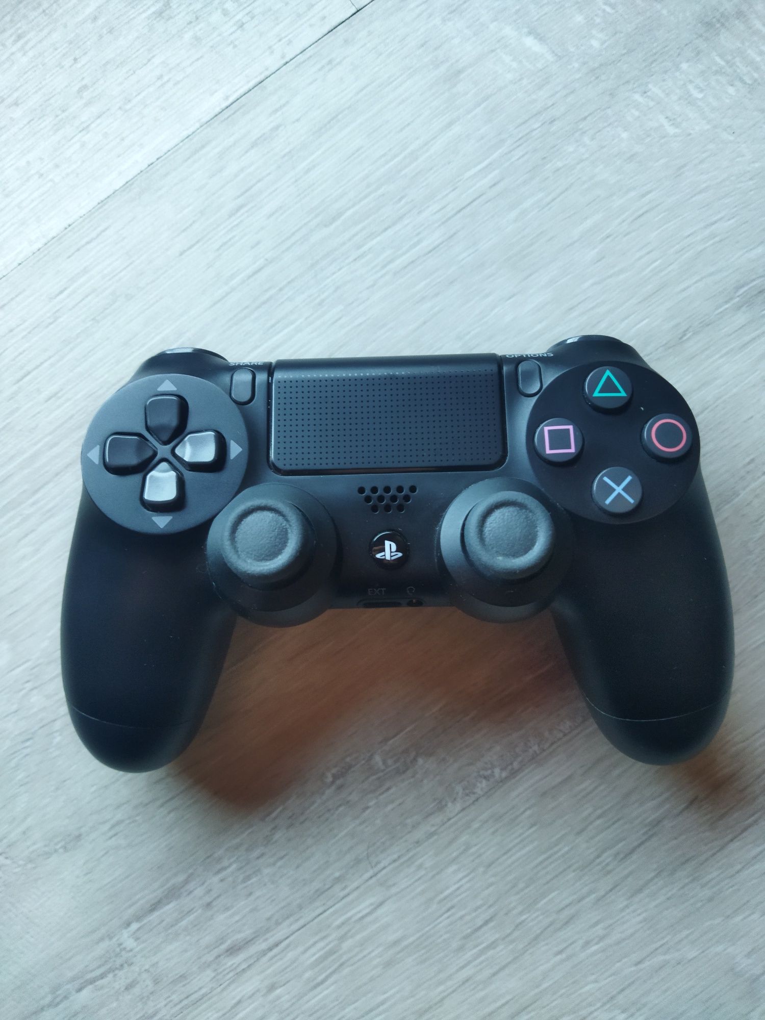 Pad PlayStation 4 czarny