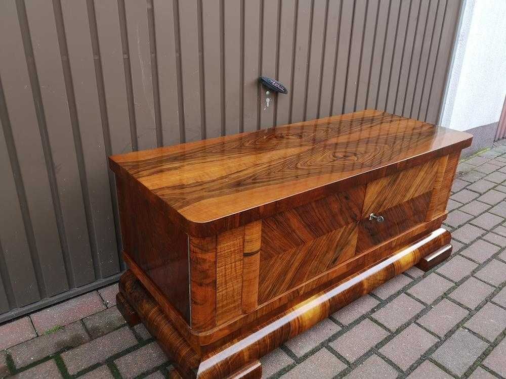 Komoda ART-DECO Orzech Niska Stara Antyk Politura Po Renowacji Okazja.