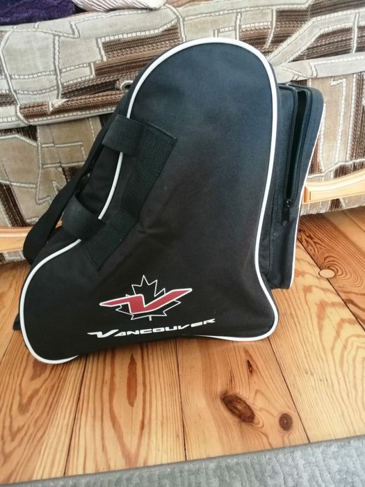 Łyżwy  plus torba plus ochraniacze