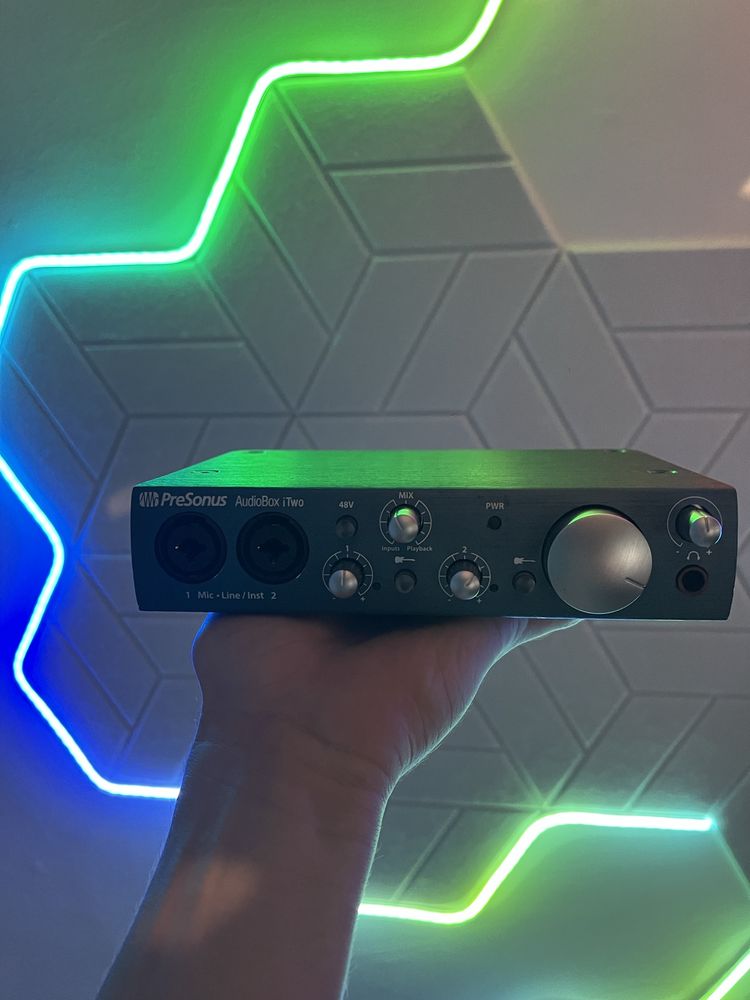 Interface AudioBox iTwo, da PreSonus