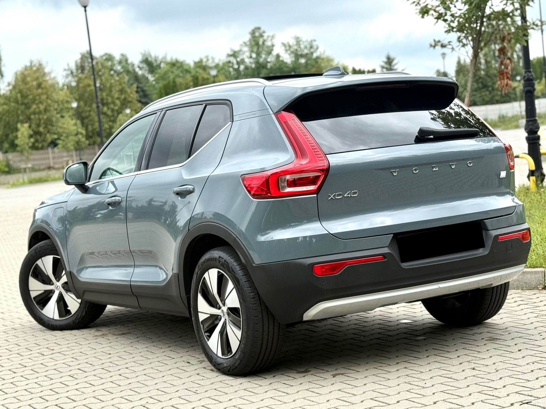 Volvo XC 40 XC40 T5 RECHARGE # Panorama # Keyless # el.klapa # GrzaneFoteleKiera