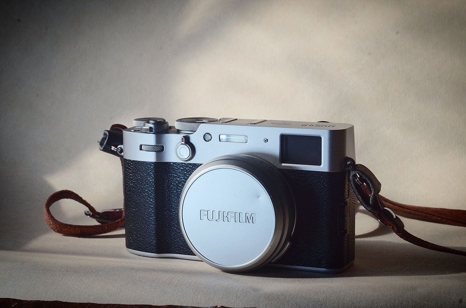 Продам Fujifilm x100v