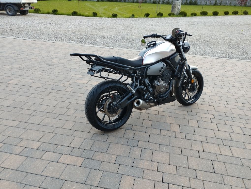 Motocykl Yamaha xsr700