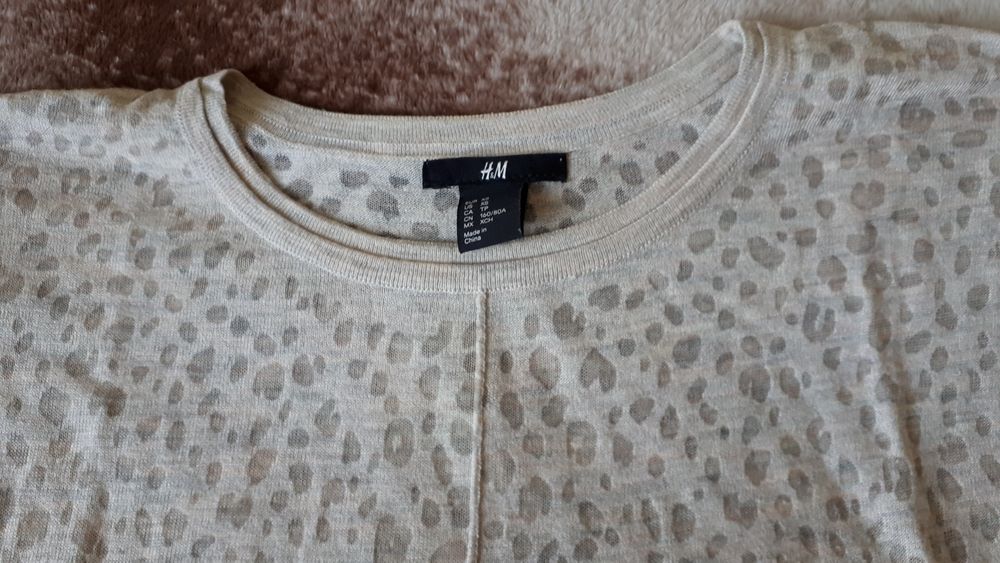 Sweterek w panterkę H&M