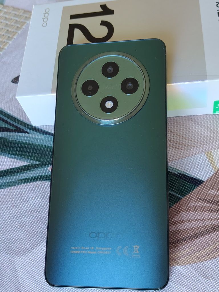 Oppo Reno 12 FS 5G