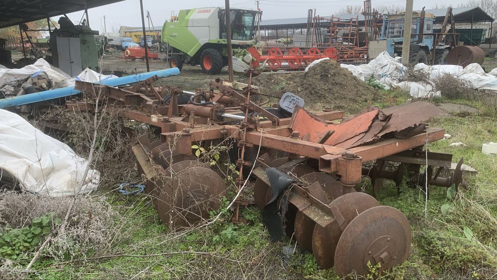 Продам МТЗ з підігрівом, КПС,  , оброикувач з компютеромта ЗІЛ,інш.