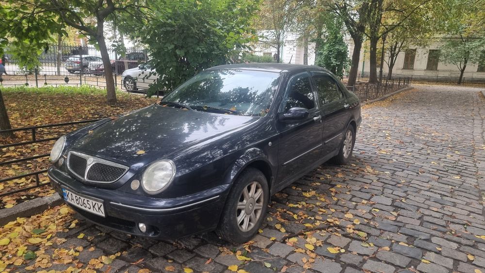 Продам Lancia Lybra