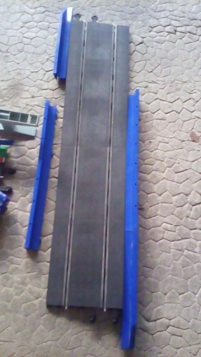 Super Pista eléctrica dois carros e 10, 45 metros de circuito