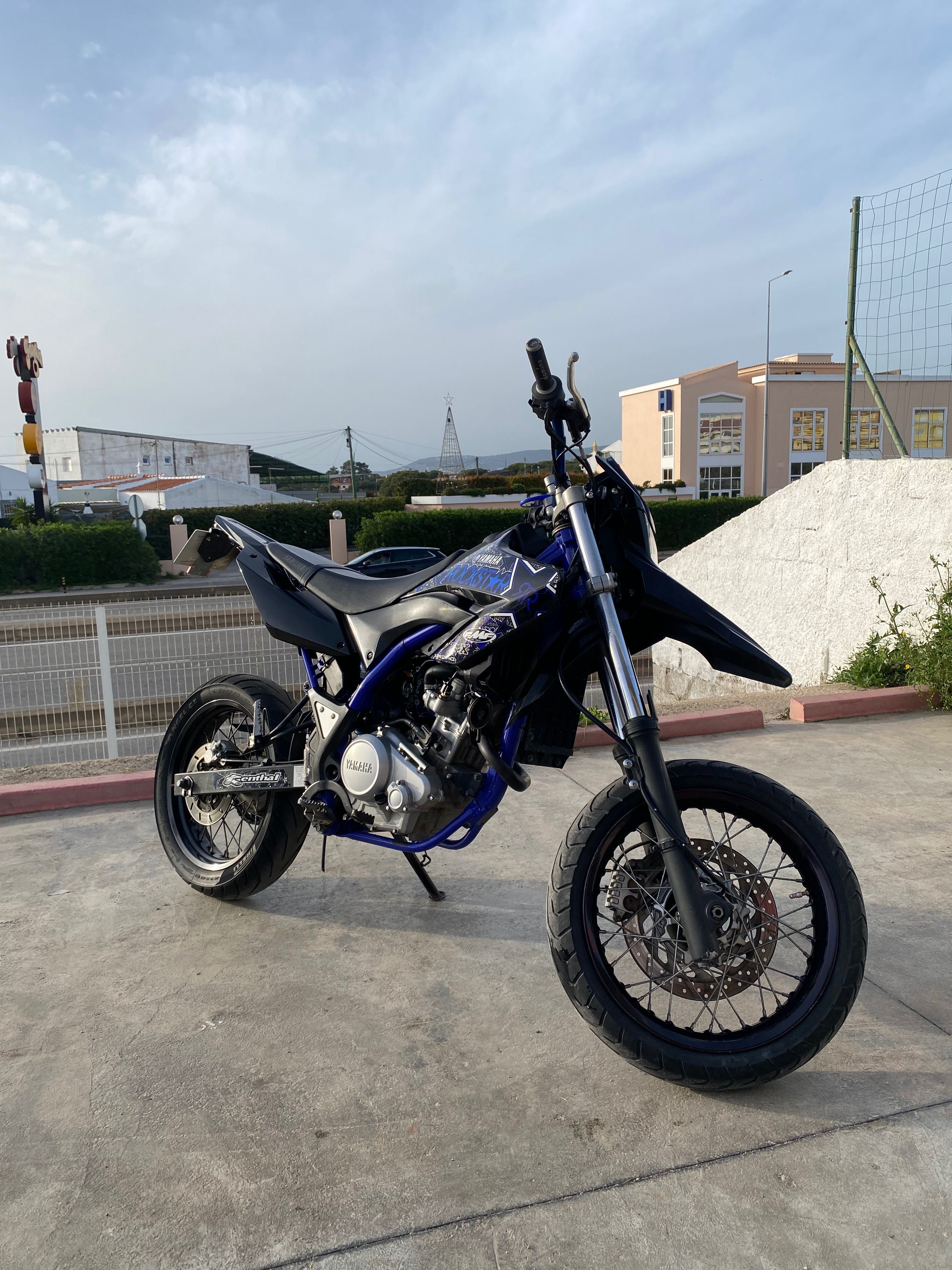 Yamaha WR125X supermotard