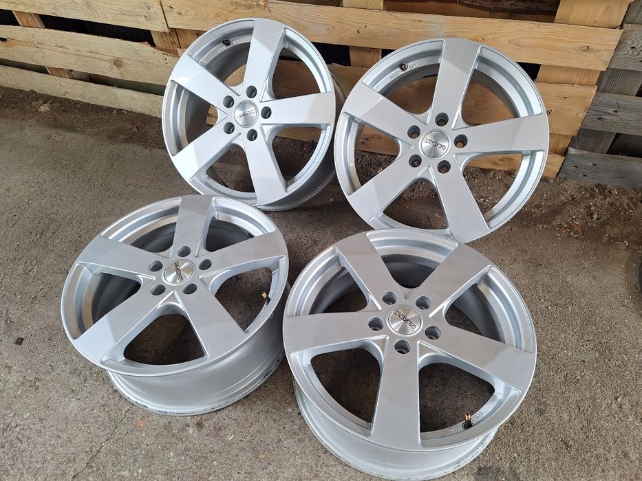 Jak NOWE Alufelgi 17 5x112 ET45 Audi Q2 TT VW Golf V VI VII Ford Skoda