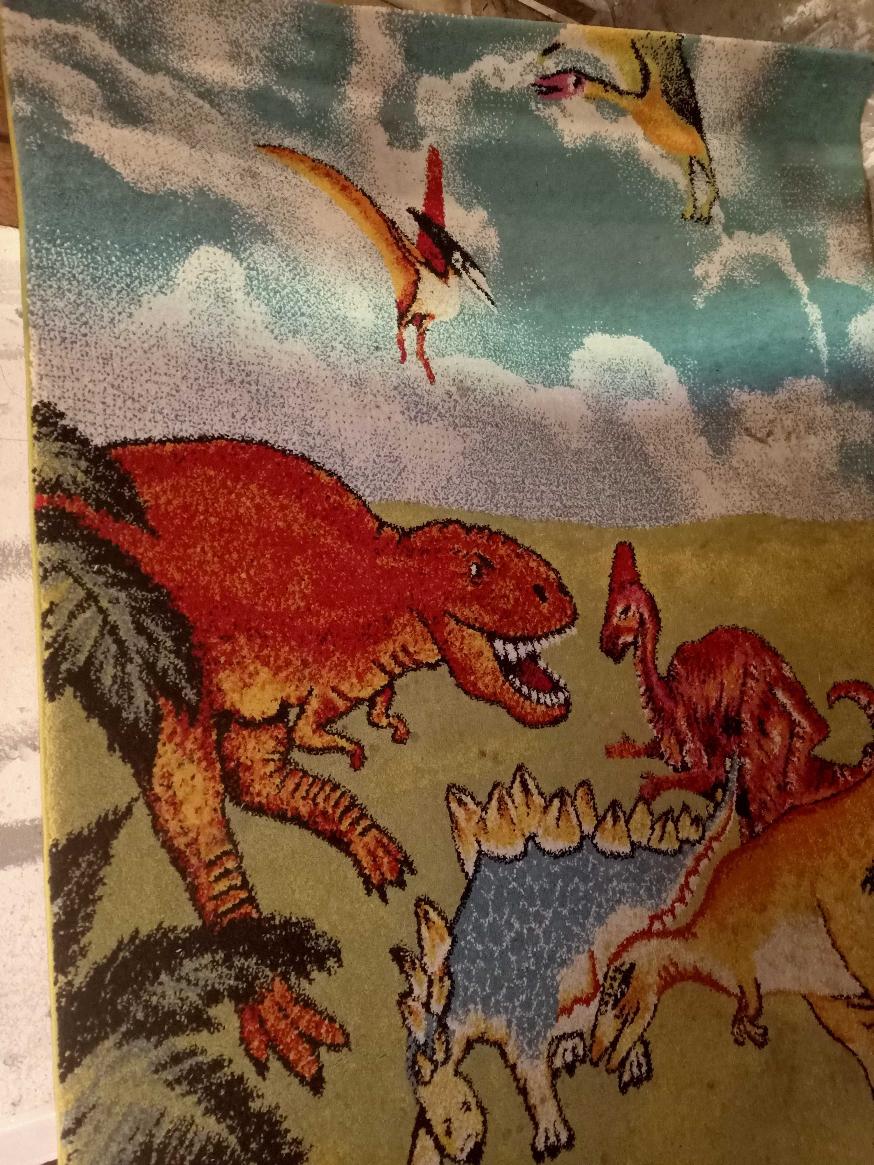 Dywan dla dziecka dinozaury