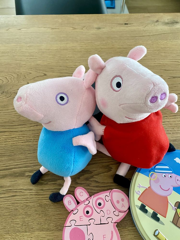 Pluszaki Peppa i George + drewniane puzzle