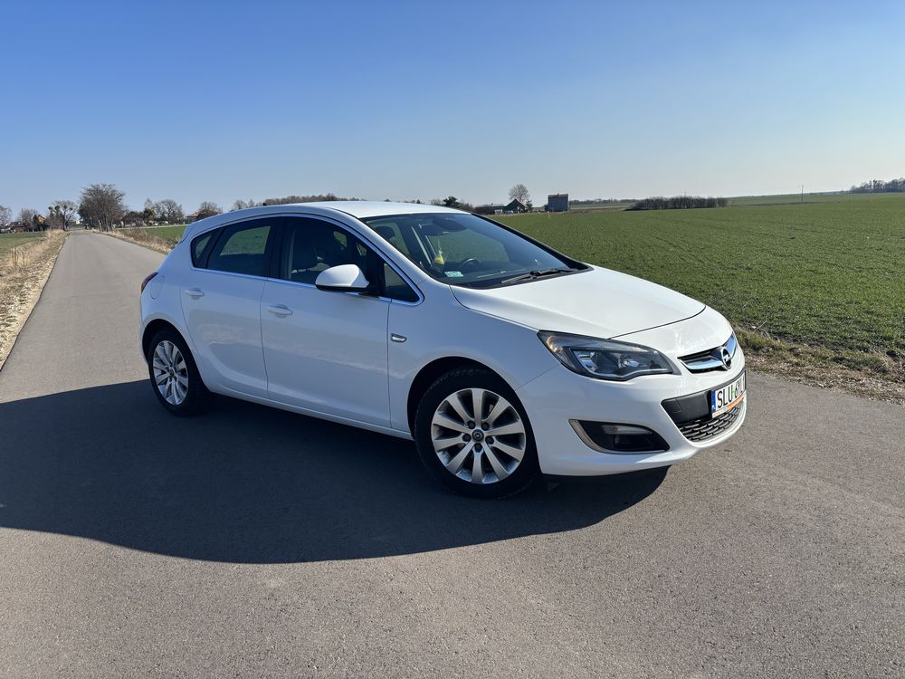 Opel astra j cosmo