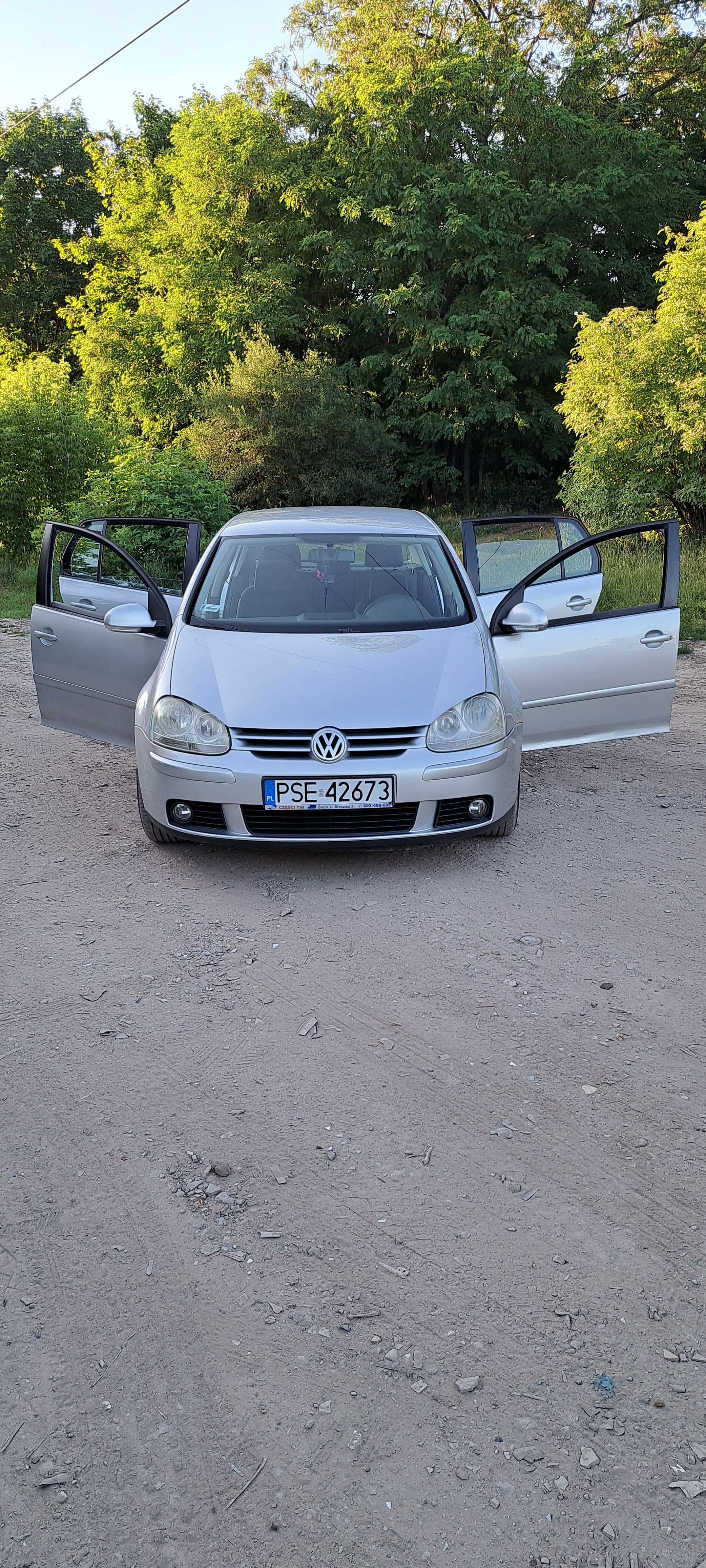 Sprzedam Golfa V 1.6 8v