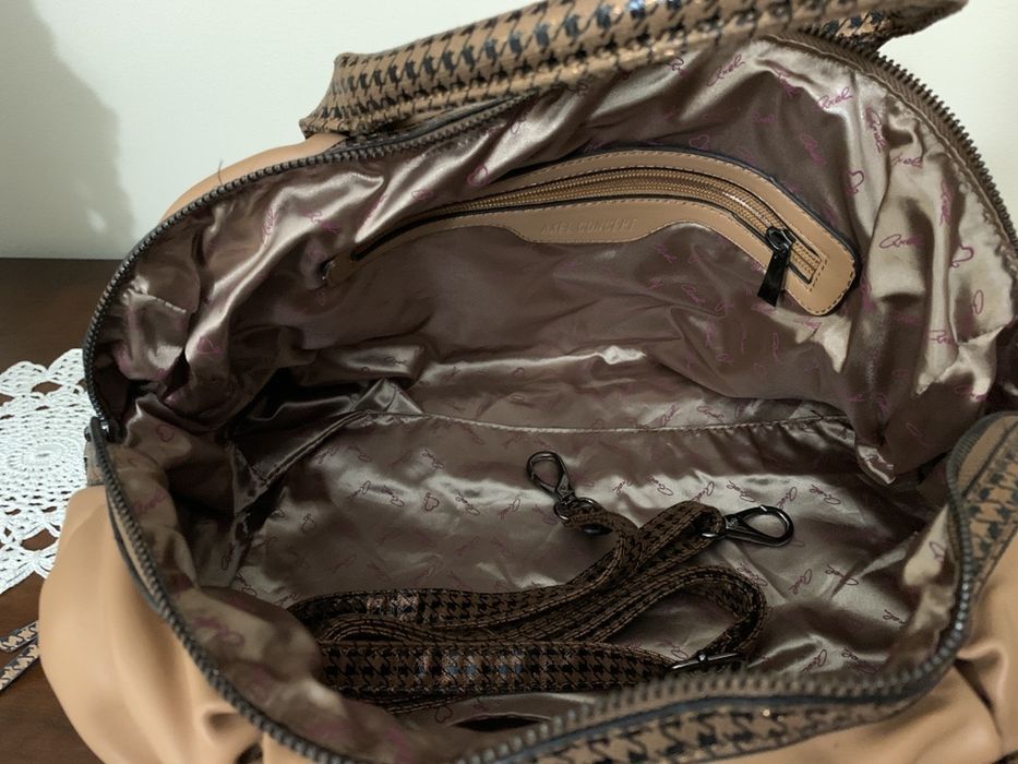 Carteira marca Axel Comcept