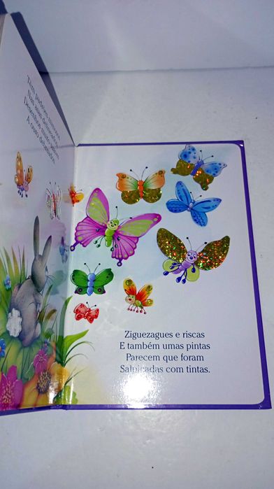 Histórias Cintilantes - Borboletas Bonitas