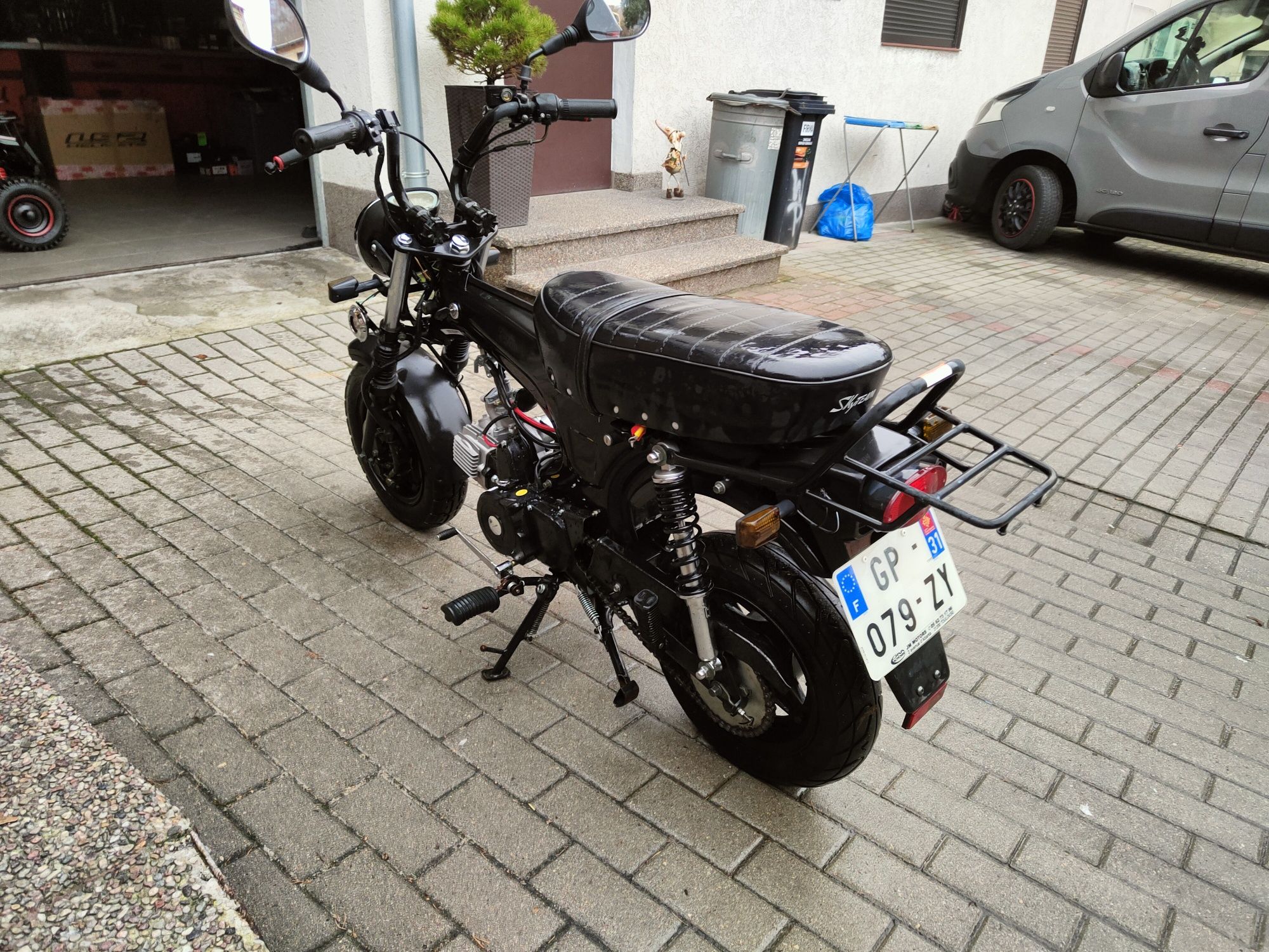 Skyteam Dax Motorynka 50/125 Transport