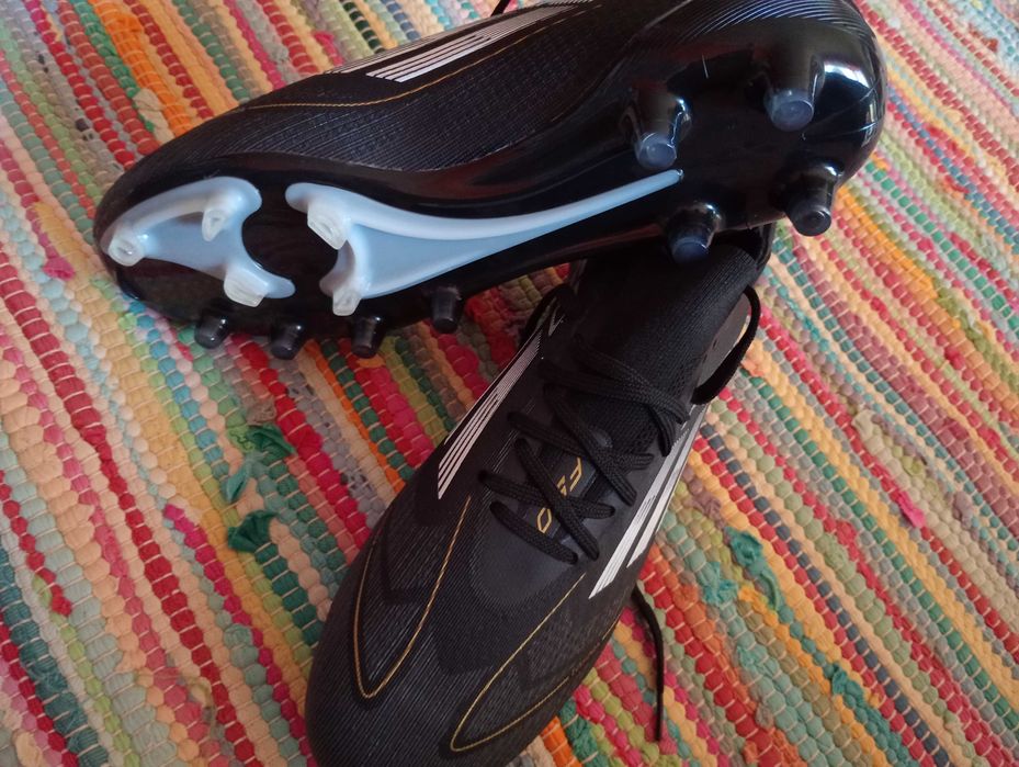 Botas Futebol F50 (Novas)