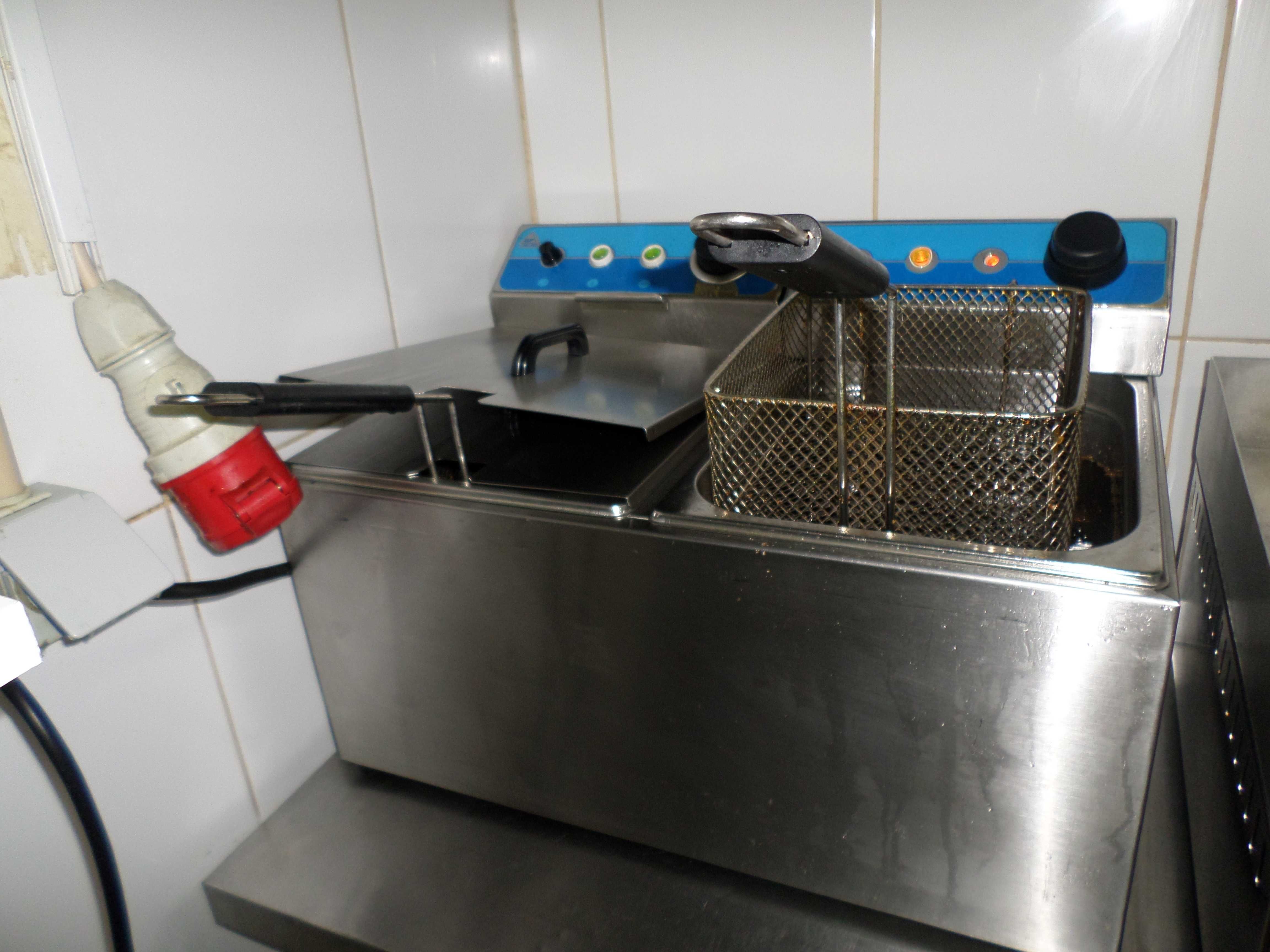 Oferta Imbatível: Fritadeira Profissional Dupla com 2 Cubas