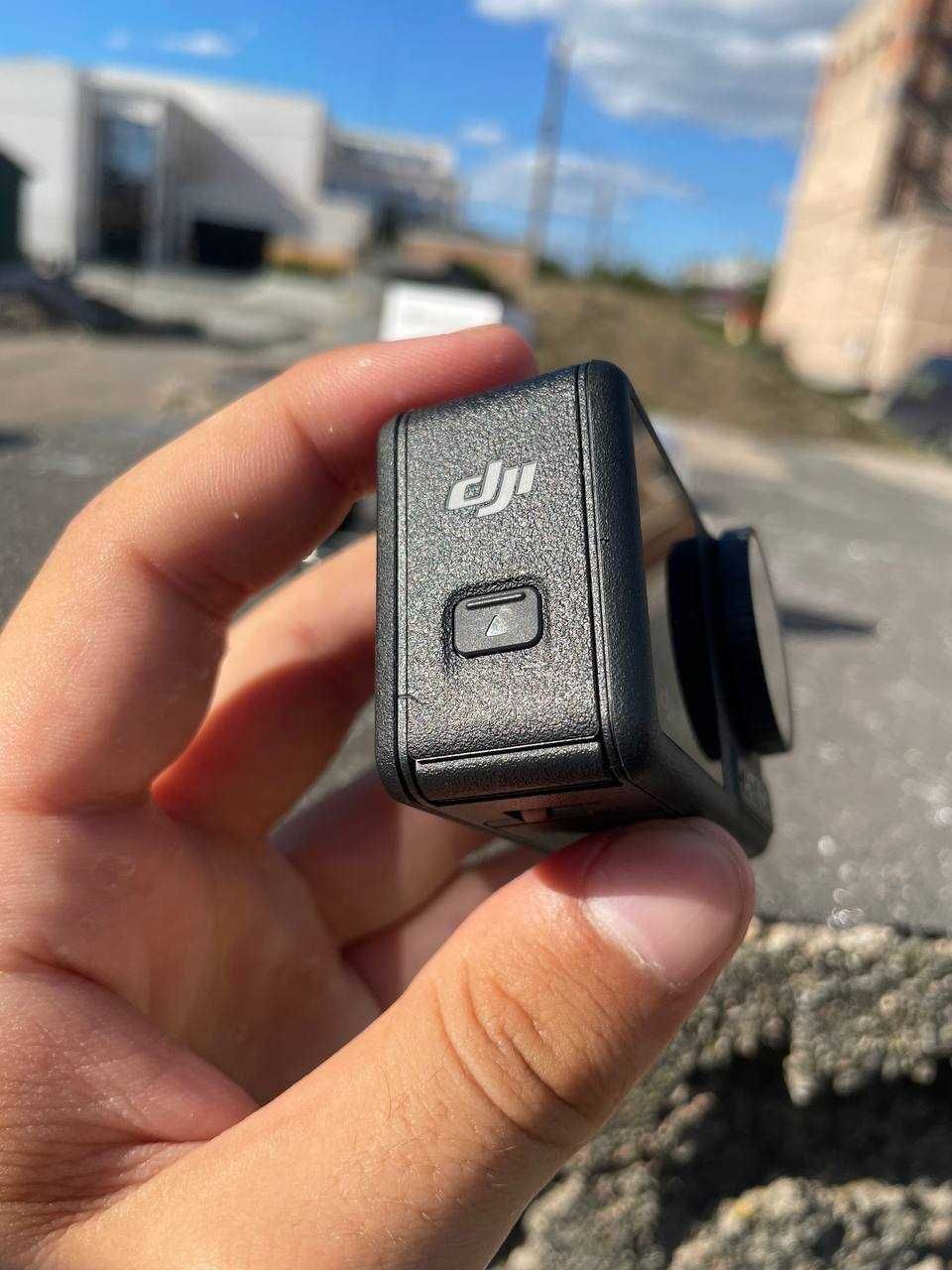 Екшн камера DJI Osmo Mobile 4 в ідеальному стані, з комплектом