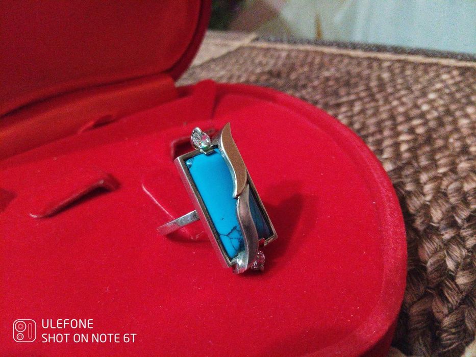 Перстень срібний з золотою пластиною, камінь бірюза, нове