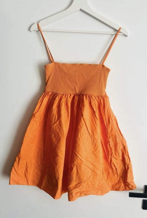 Sukienka pomaranczowa Zara