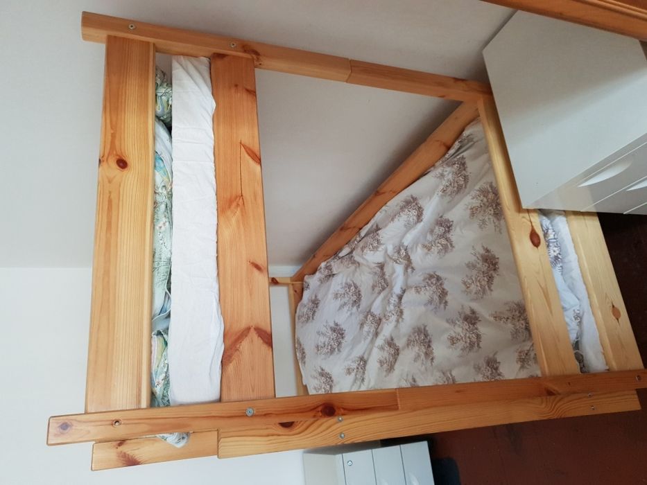 Łóżko piętrowe + 2 materace