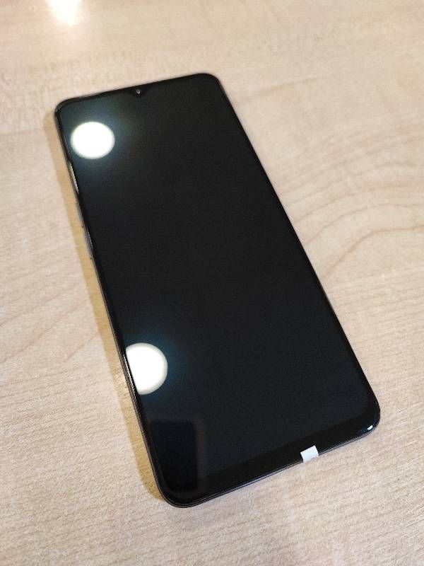 OPPO A73 4 / 128 GB